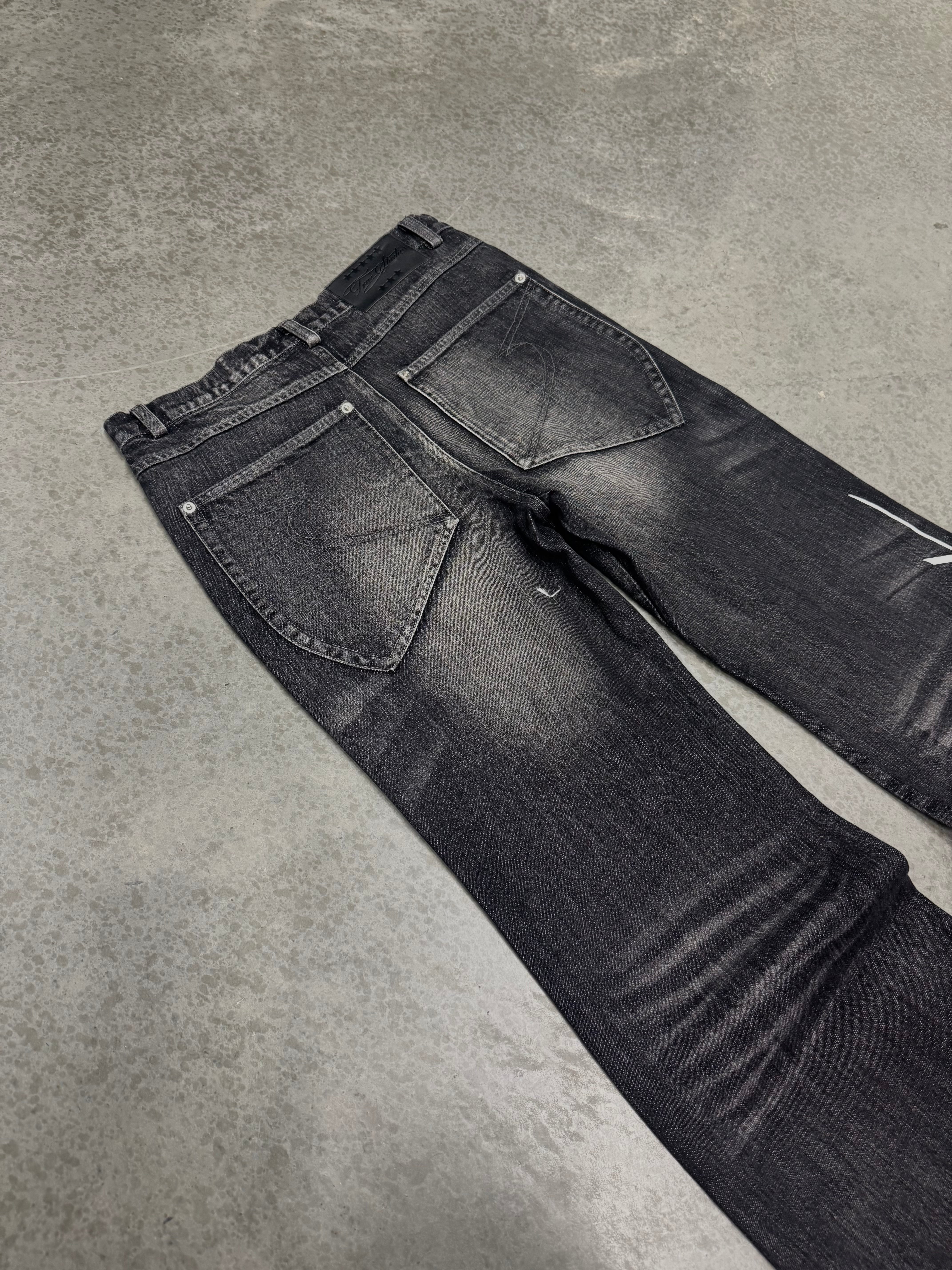 VANQUISHED DENIM
