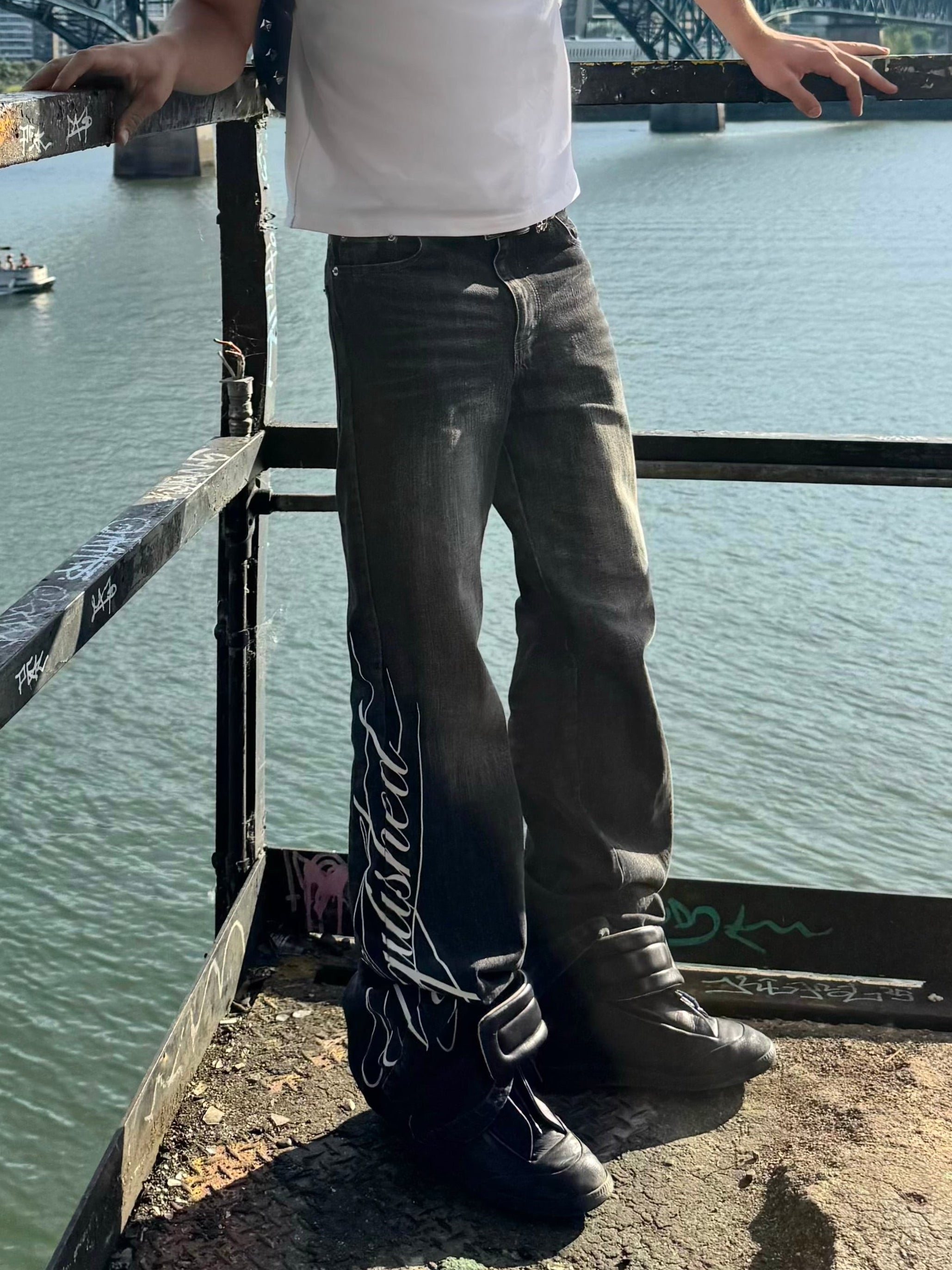 VANQUISHED DENIM
