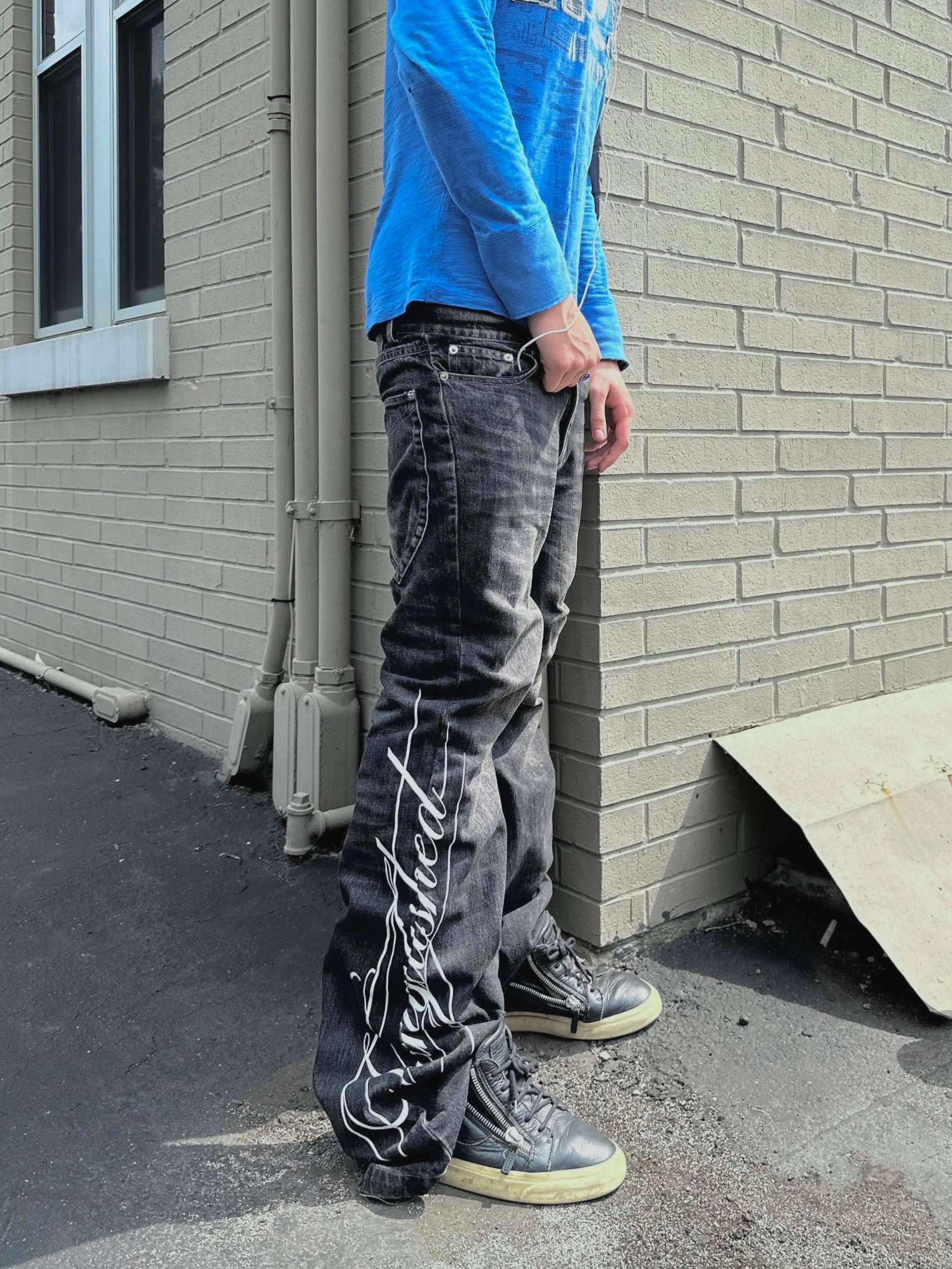 VANQUISHED DENIM